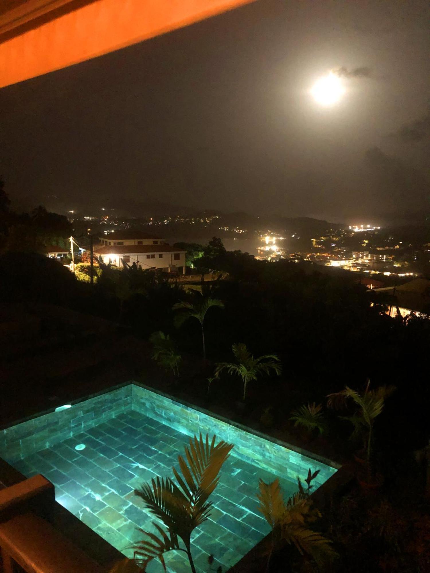 F3 Hibiscus - Piscine Chauffee - Vue Mer - 9 Min De La Plage - Ti Zwezo Paradi 拉特里尼泰 外观 照片