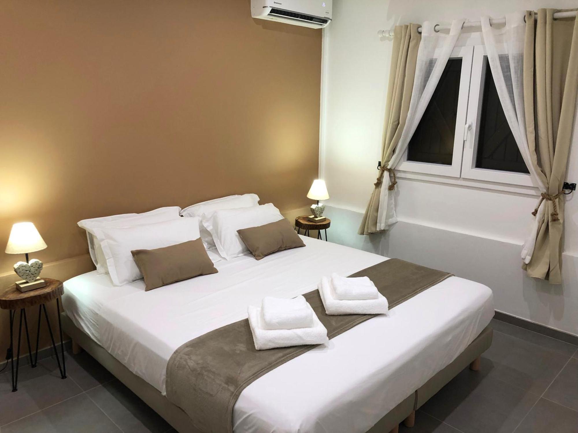 F3 Hibiscus - Piscine Chauffee - Vue Mer - 9 Min De La Plage - Ti Zwezo Paradi 拉特里尼泰 外观 照片